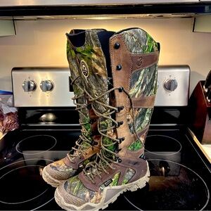 Irish Setter Hunting Snake Boots